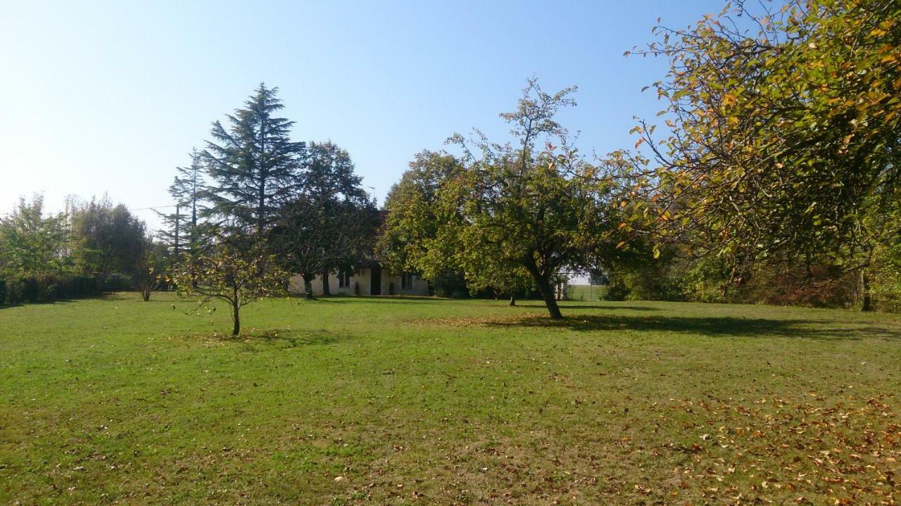 Le Pontet Bed and Breakfast Miramont-de-Guyenne Exteriör bild